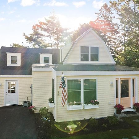 Bright 4Br Beach House, Pine Point Perfection Scarborough Exteriör bild