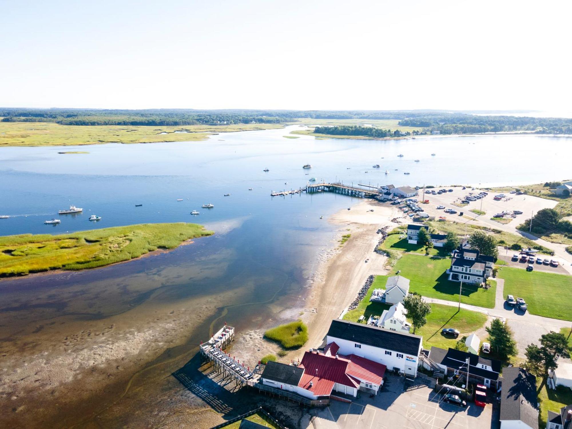 Bright 4Br Beach House, Pine Point Perfection Scarborough Exteriör bild
