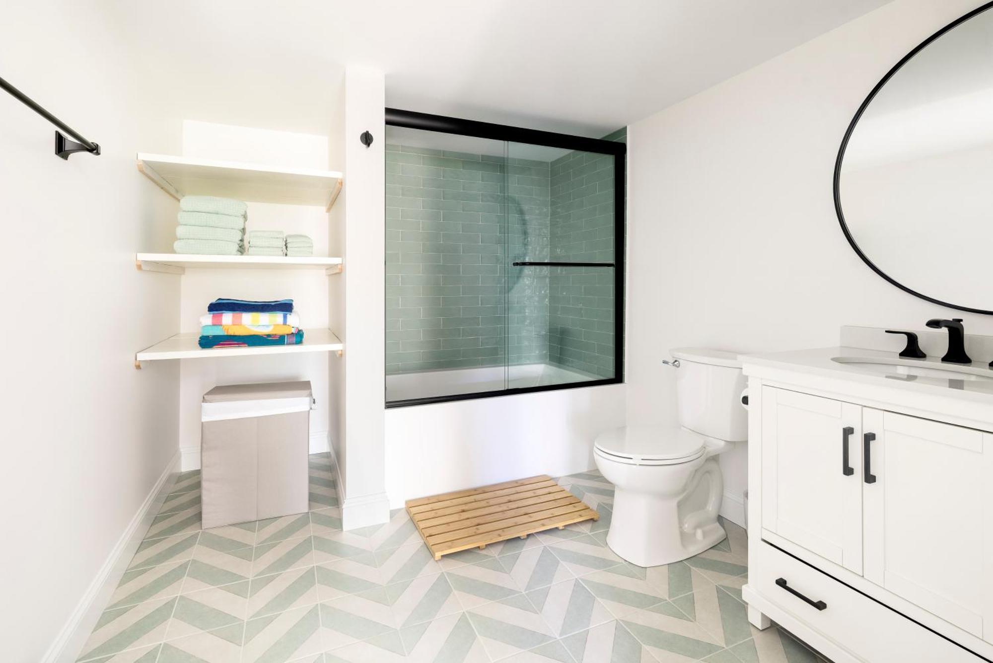 Bright 4Br Beach House, Pine Point Perfection Scarborough Exteriör bild