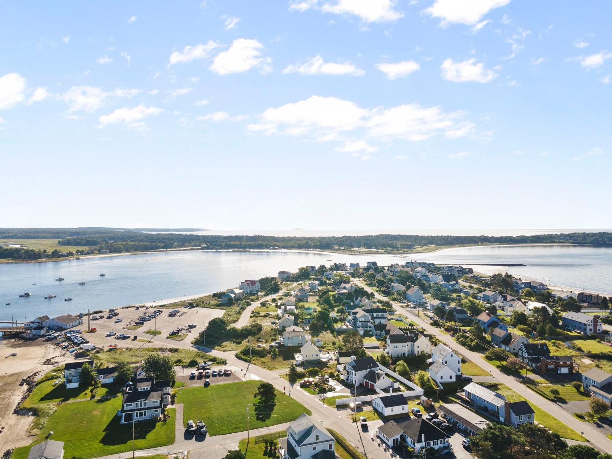 Bright 4Br Beach House, Pine Point Perfection Scarborough Exteriör bild